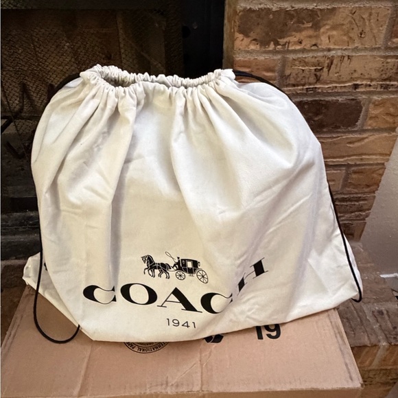 Coach Harmony Hobo 1941 NWT - Picture 5 of 9